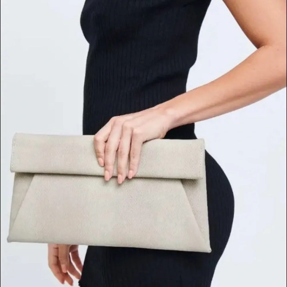 Elegant Tan Clutch with Gold Chain